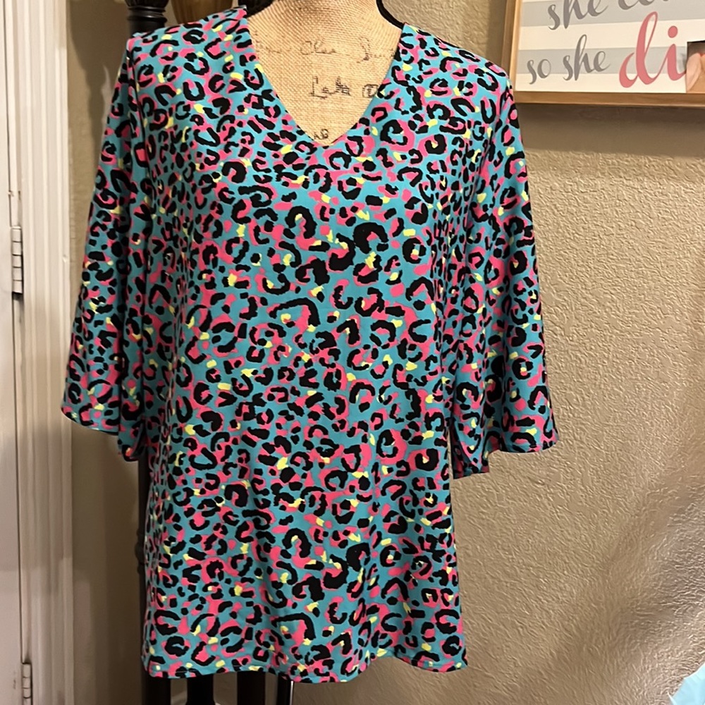 Women’s 1X Perfectly Priscilla Boutique top shirt plus size V neck